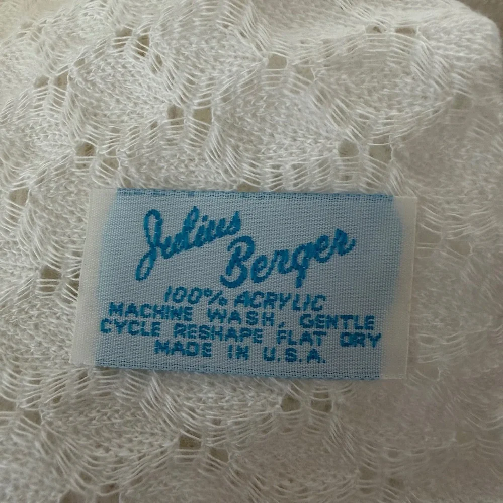 Julius Berger Baby Christening Blanket‎ White Acrylic Lace Blue Ribbon USA 40x40